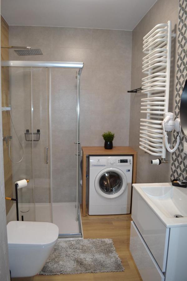 Apartamenty Dk9 Promenada Gwiazd 14 ミエンジズドロイェ エクステリア 写真