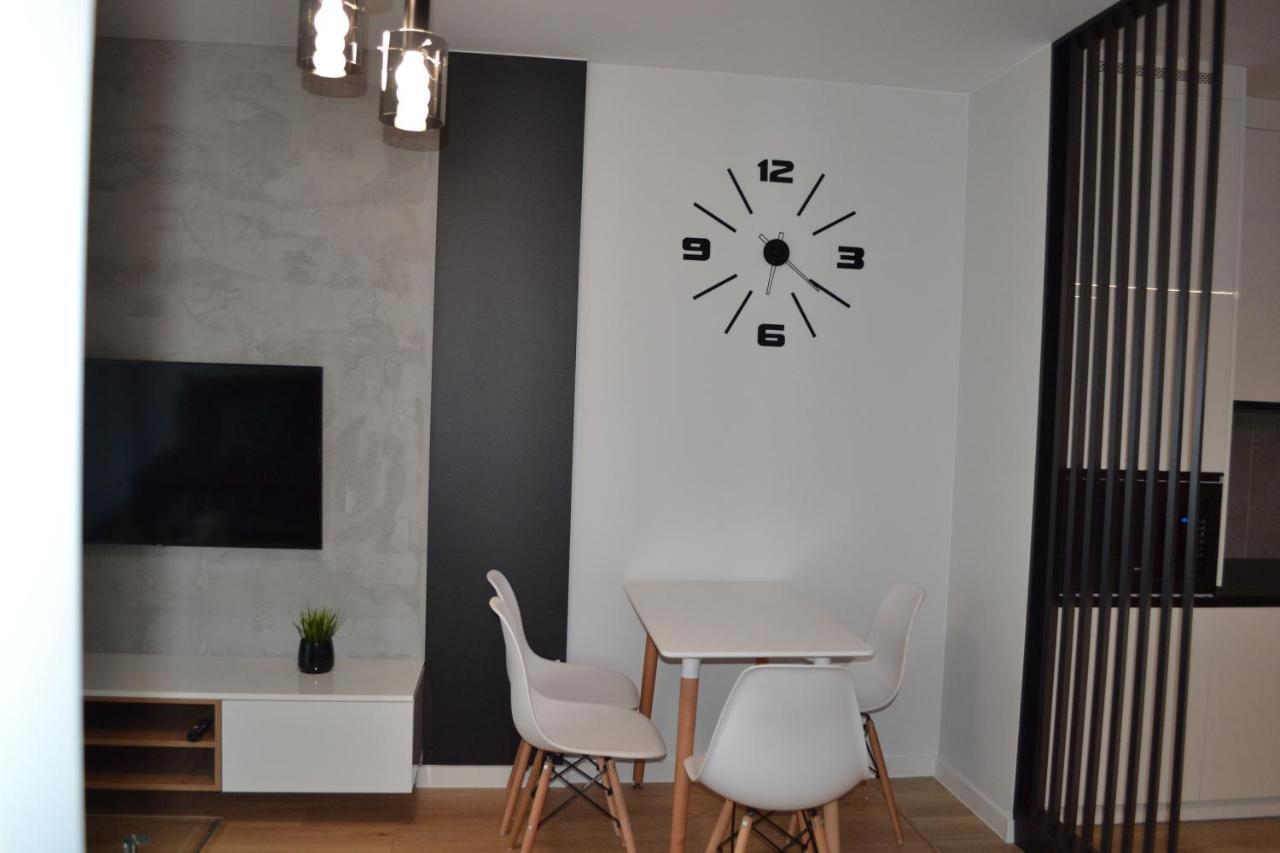 Apartamenty Dk9 Promenada Gwiazd 14 ミエンジズドロイェ エクステリア 写真